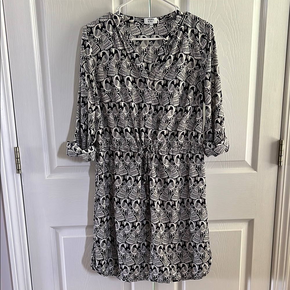 Crown & Ivy Navy and White Cuffed Sleeve Sundress with Peacock Print